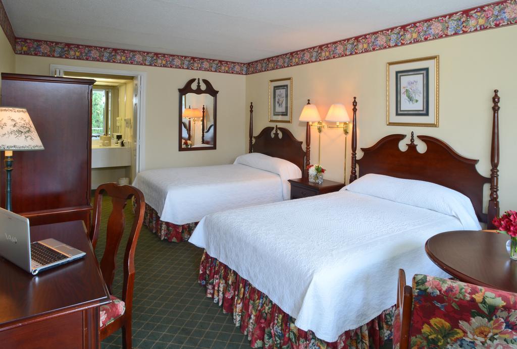 Phoenix Inn Of Greenville Room photo
